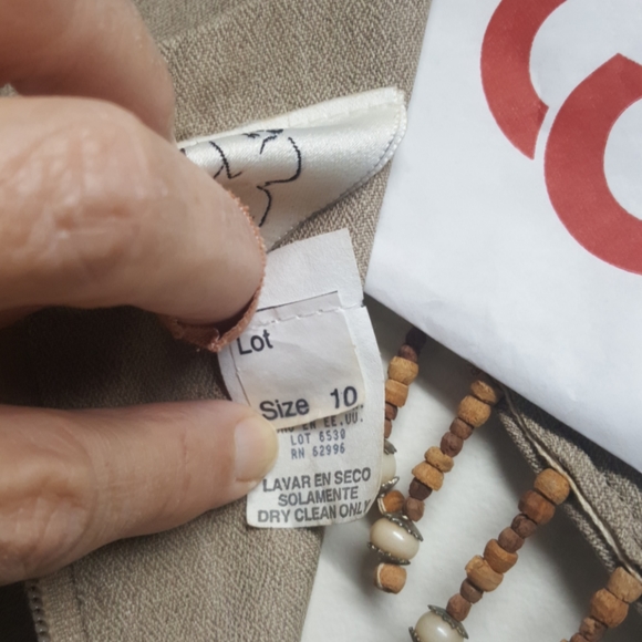 Women's dress - Picture 4 of 4